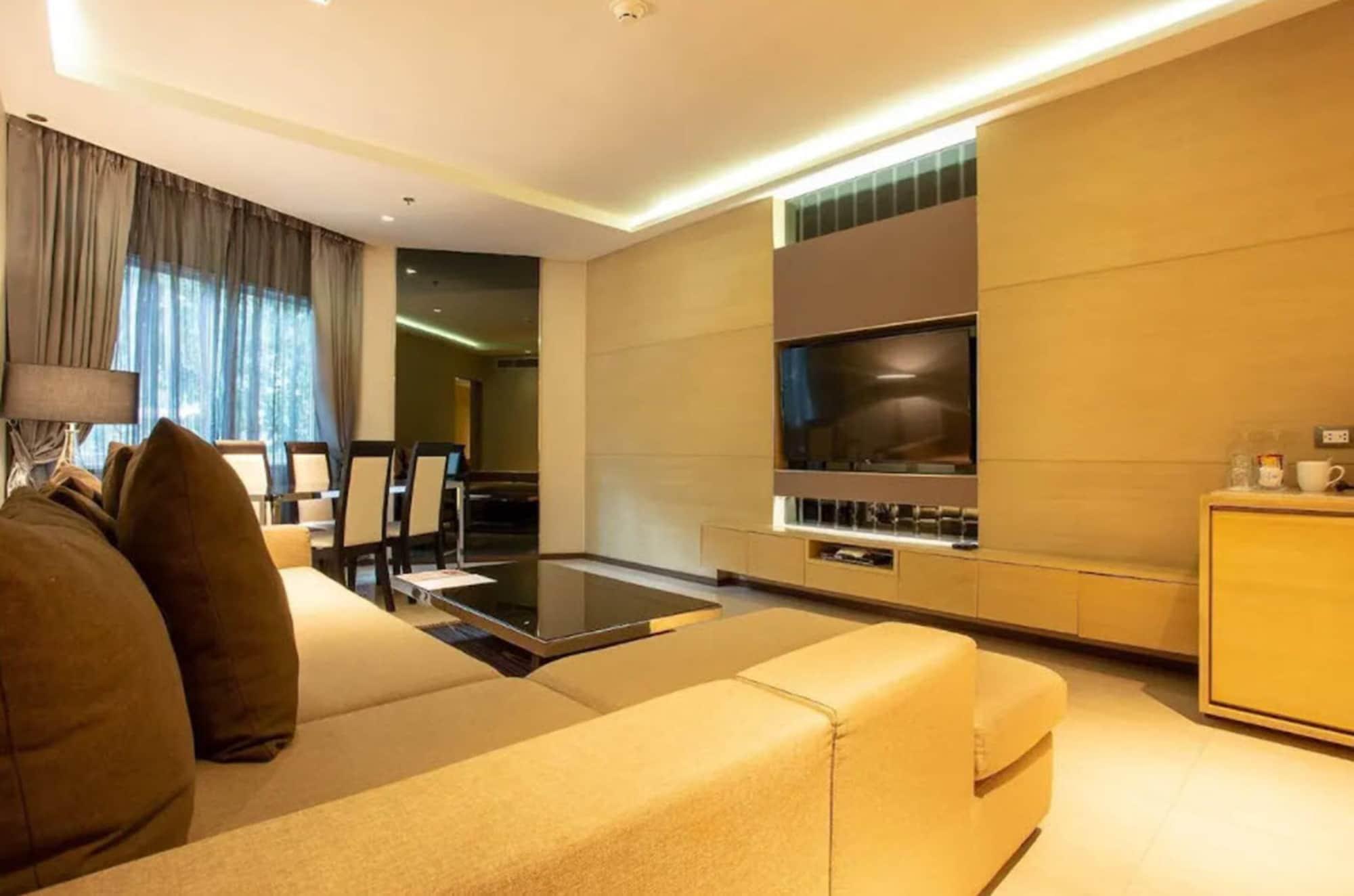 Graceland Bangkok By Grace Hotel - Sha Extra Plus Zewnętrze zdjęcie