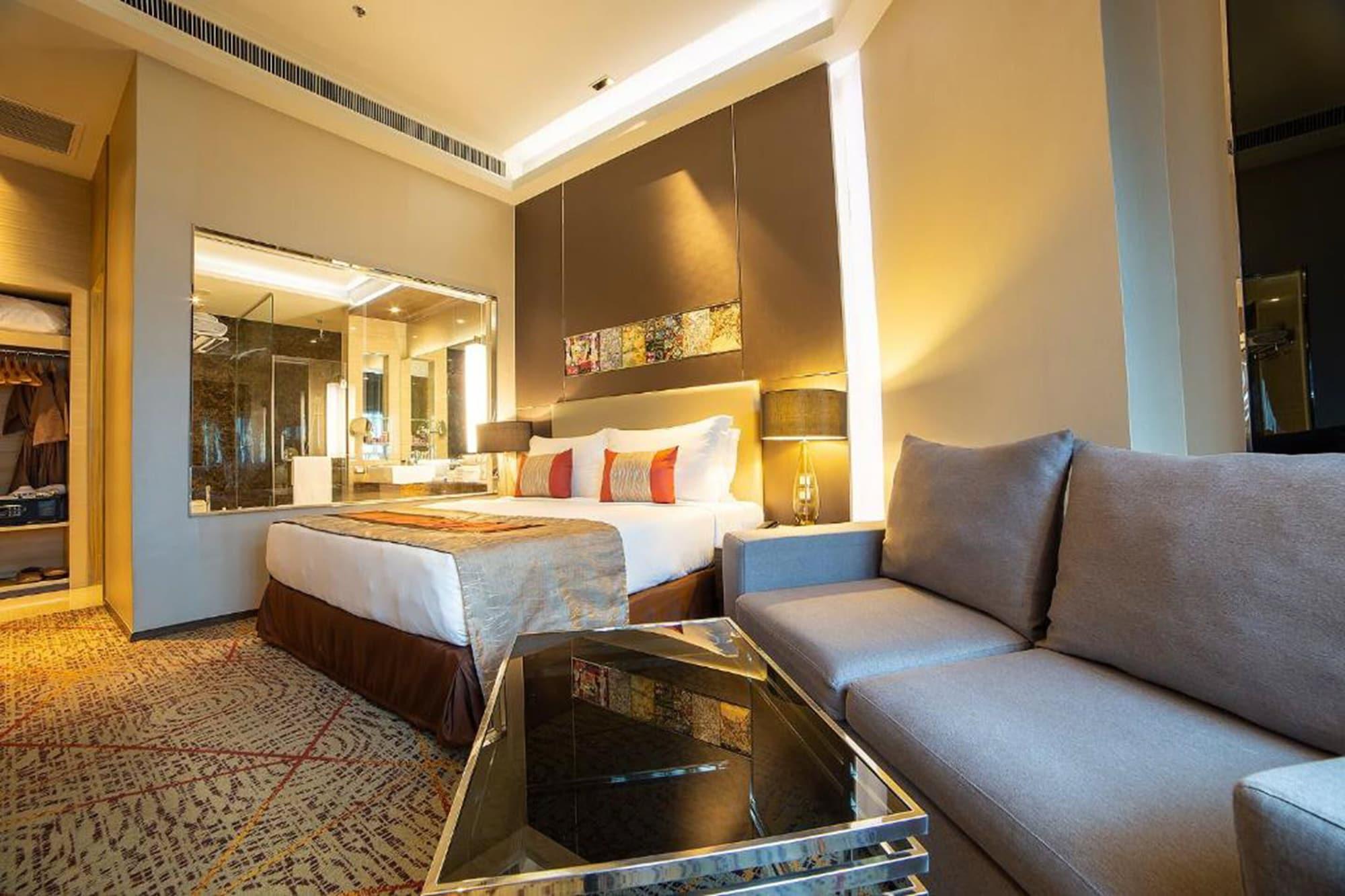 Graceland Bangkok By Grace Hotel - Sha Extra Plus Zewnętrze zdjęcie