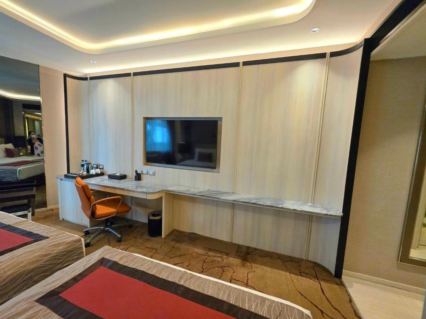 Graceland Bangkok By Grace Hotel - Sha Extra Plus Zewnętrze zdjęcie