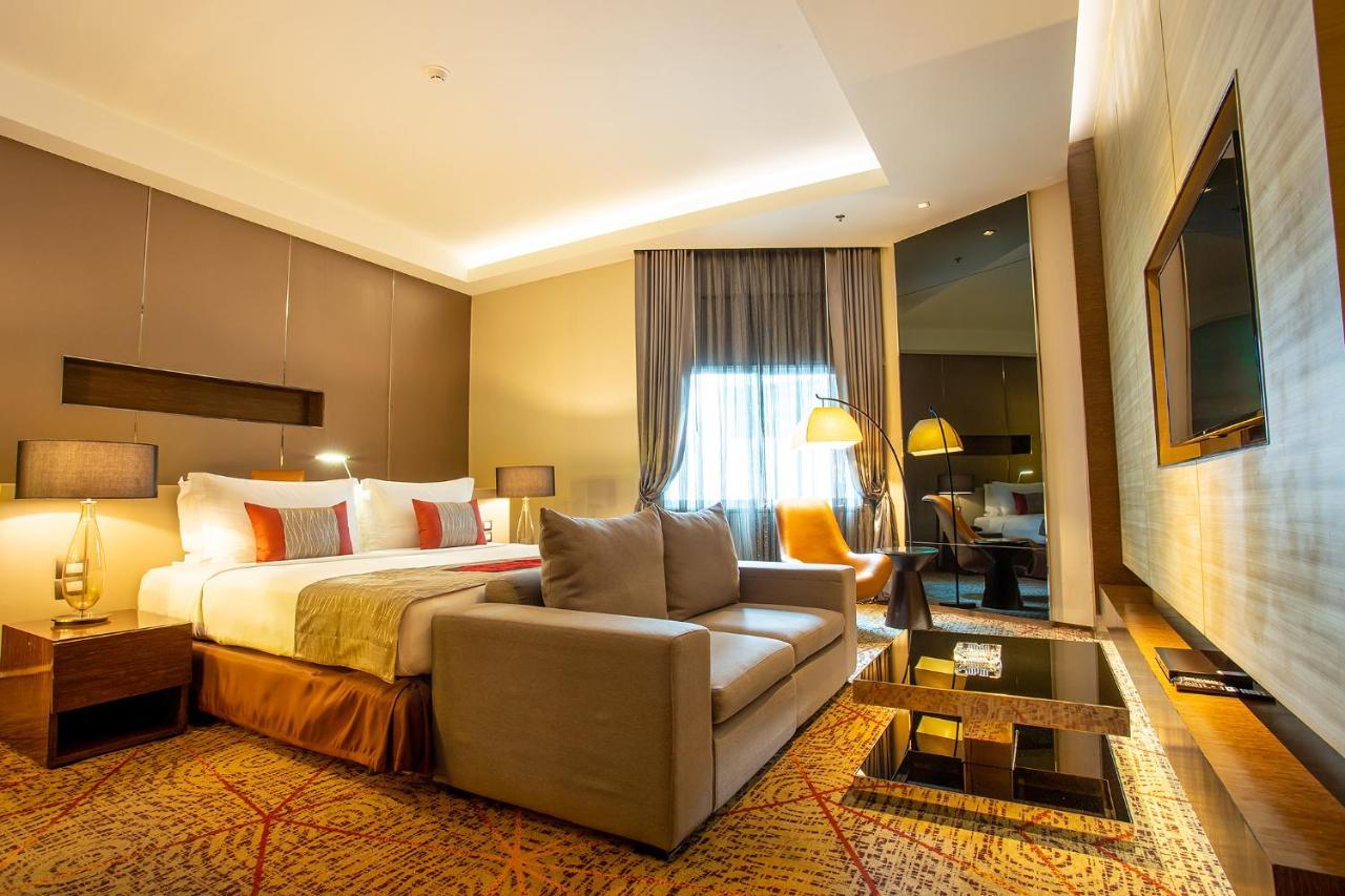 Graceland Bangkok By Grace Hotel - Sha Extra Plus Zewnętrze zdjęcie