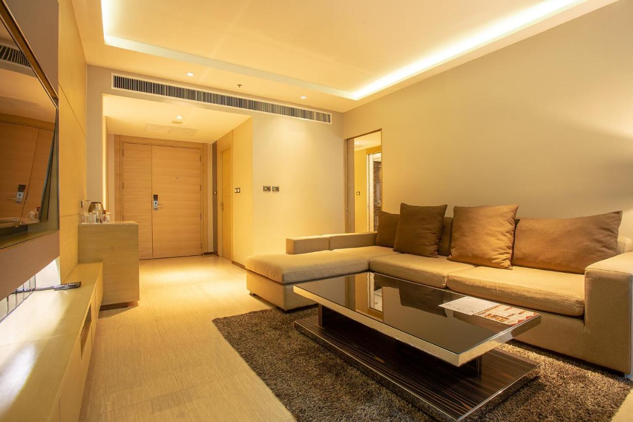 Graceland Bangkok By Grace Hotel - Sha Extra Plus Zewnętrze zdjęcie