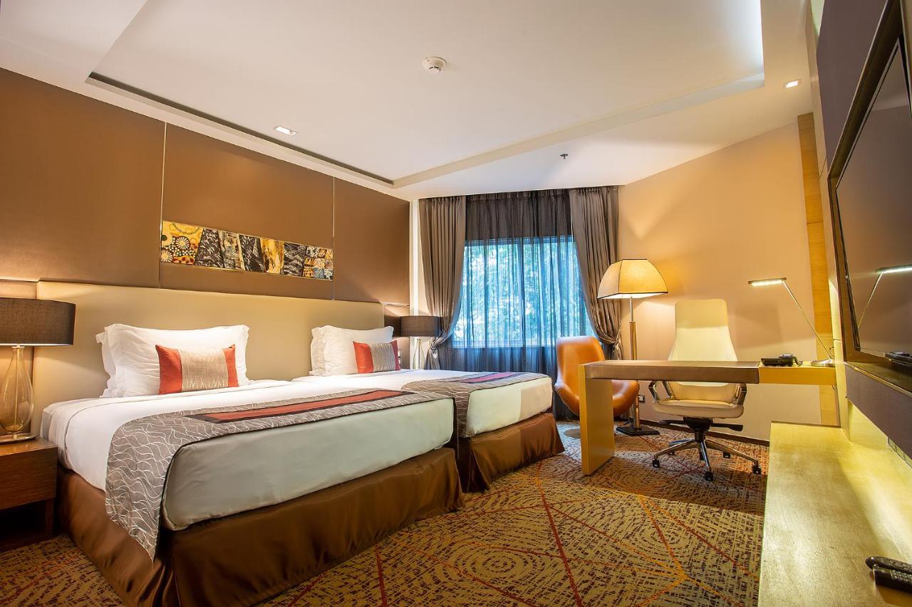 Graceland Bangkok By Grace Hotel - Sha Extra Plus Zewnętrze zdjęcie