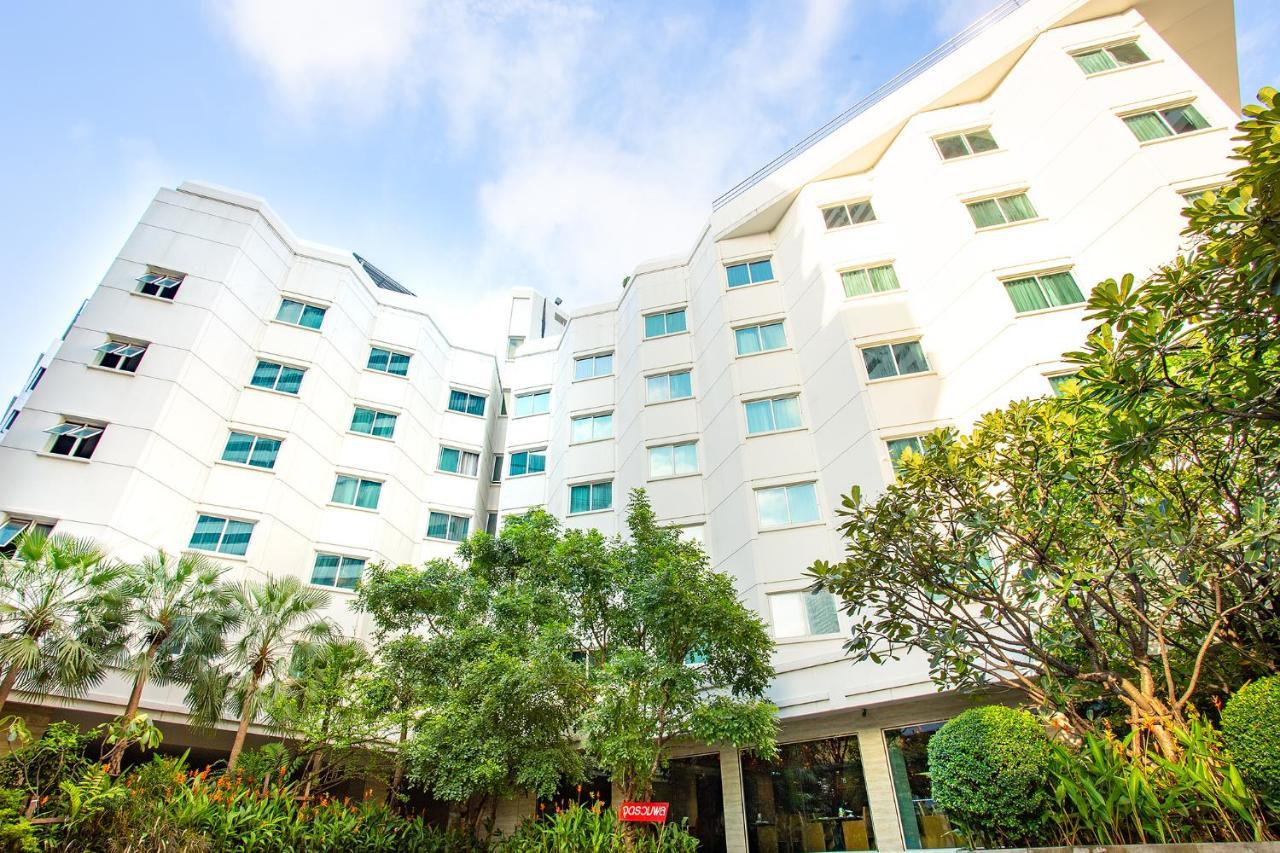 Graceland Bangkok By Grace Hotel - Sha Extra Plus Zewnętrze zdjęcie