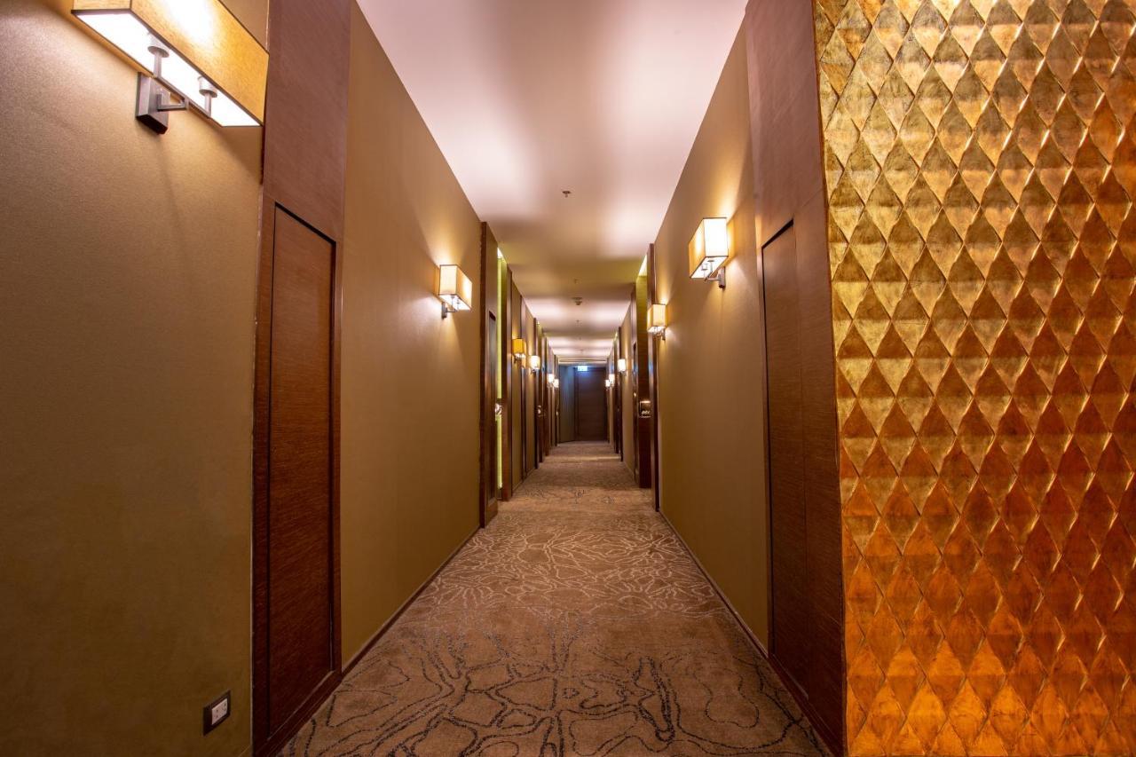 Graceland Bangkok By Grace Hotel - Sha Extra Plus Zewnętrze zdjęcie